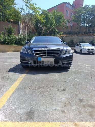 Mercedes E 220 2011, 386,000 km - 2.1 l - Bakı