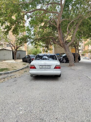 Mercedes 220 E 1994, 395,000 km - 2.2 l - Bakı