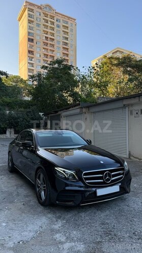 Mercedes E 220 d 2017, 249,000 km - 2.0 l - Bakı