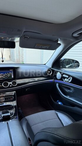 Mercedes E 220 d 2017, 249,000 km - 2.0 l - Bakı