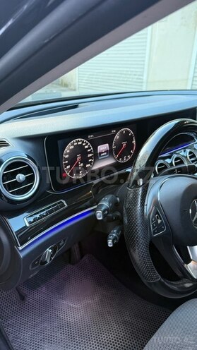 Mercedes E 220 d 2017, 249,000 km - 2.0 l - Bakı