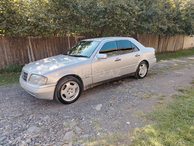 Mercedes C 180 1994, 567,582 km - 1.8 л - Zaqatala