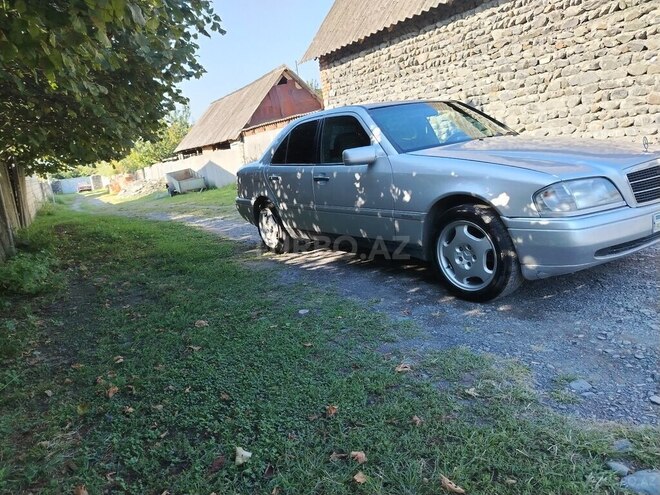 Mercedes C 180 1994, 567,582 km - 1.8 л - Zaqatala