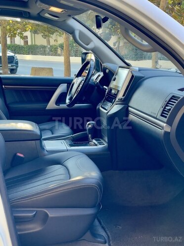 Toyota Land Cruiser 2019, 143,000 km - 4.0 l - Bakı