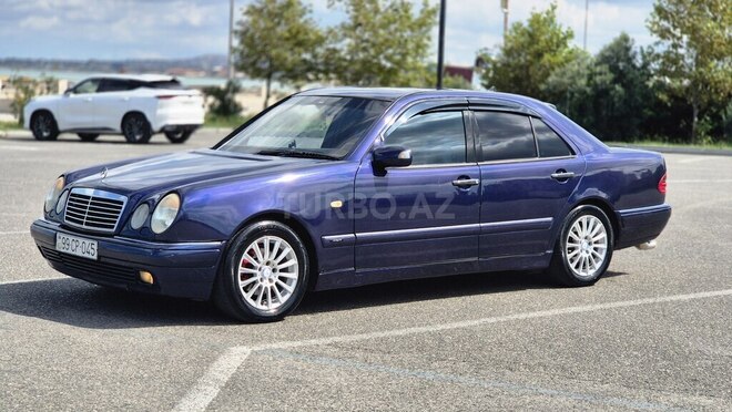 Mercedes E 240 1999, 548,369 km - 2.4 l - Sumqayıt
