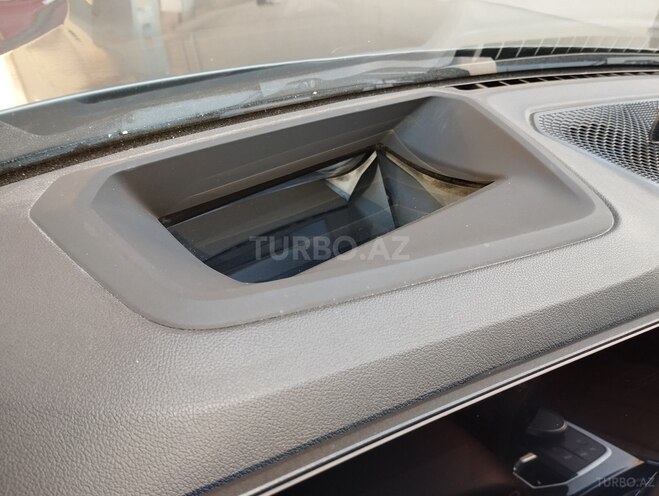 BMW 330e 2023, 37,000 km - 2.0 l - Bakı