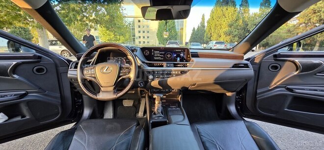 Lexus ES 300h 2021, 77,300 km - 2.5 л - Gəncə