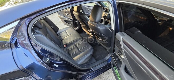 Lexus ES 300h 2021, 77,300 km - 2.5 л - Gəncə