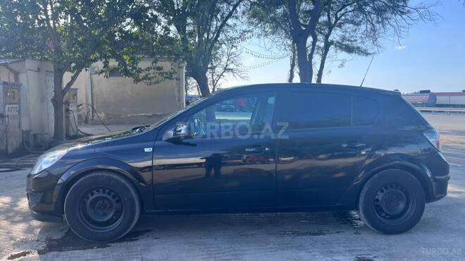 Opel Astra 2009, 235,000 km - 1.4 l - Gəncə