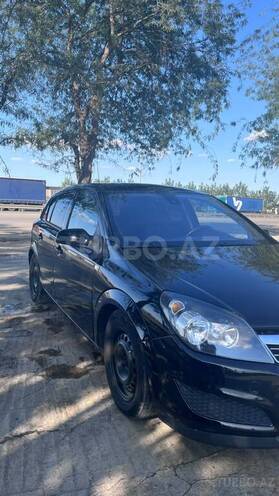 Opel Astra 2009, 235,000 km - 1.4 l - Gəncə