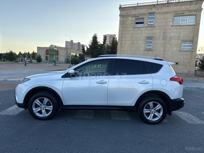 Toyota RAV4 2014, 227,000 km - 2.2 l - Bakı