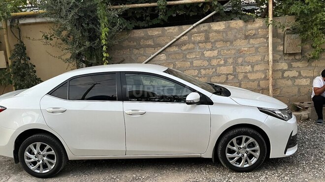 Toyota Corolla 2016, 160,000 km - 1.6 l - Bakı