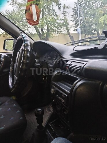 Opel Astra 1994, 500,000 km - 1.6 l - 