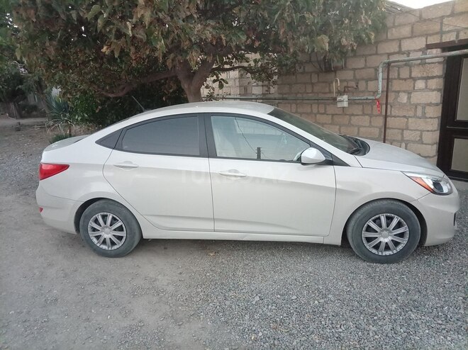 Hyundai Accent 2016, 160,981 km - 1.6 л - Şəmkir