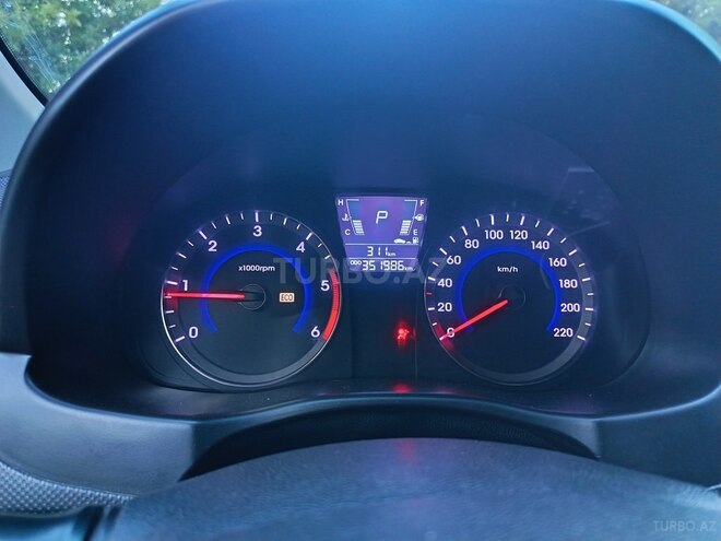 Hyundai Accent 2013, 351,989 km - 1.6 l - Sumqayıt