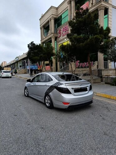 Hyundai Accent 2013, 351,989 km - 1.6 l - Sumqayıt