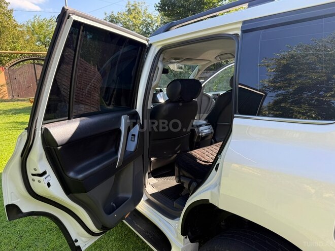 Toyota Land Cruiser Prado 2012, 197,023 km - 2.7 л - Zaqatala