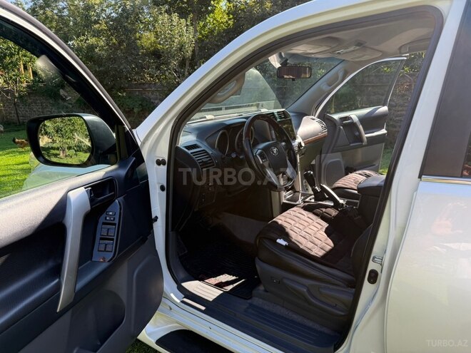 Toyota Land Cruiser Prado 2012, 197,023 km - 2.7 л - Zaqatala