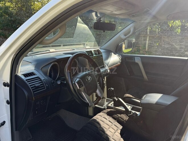 Toyota Land Cruiser Prado 2012, 197,023 km - 2.7 л - Zaqatala