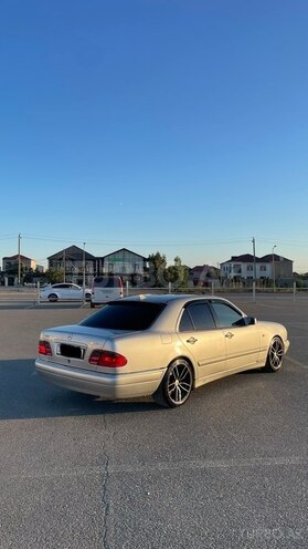 Mercedes E 280 1998, 415,000 km - 2.8 l - Bakı