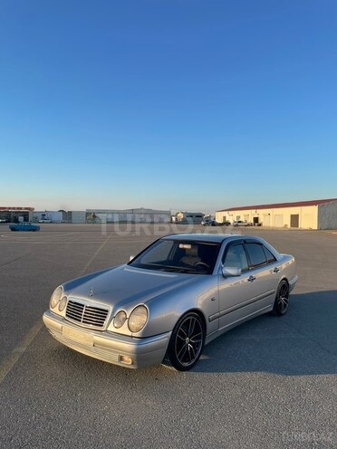 Mercedes E 280 1998, 415,000 km - 2.8 l - Bakı