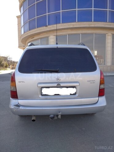 Opel Astra 2000, 410,000 km - 2.0 л - Şabran