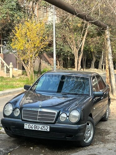 Mercedes E 230 1996, 484,000 km - 2.3 л - Bakı