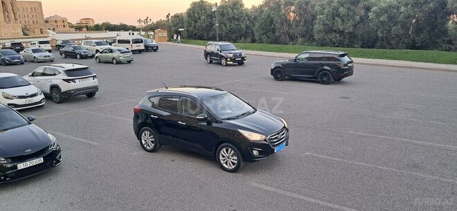 Hyundai ix35 2010, 278,000 km - 2.4 л - Bakı