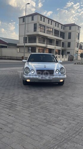 Mercedes E 200 1997, 300,000 km - 2.0 l - Bakı