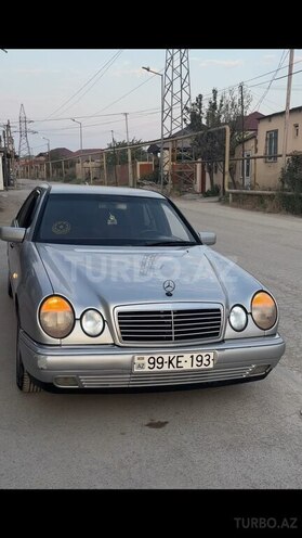Mercedes E 200 1997, 300,000 km - 2.0 l - Bakı