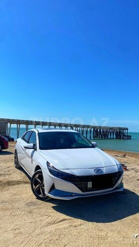 Hyundai Elantra 2022, 38,500 km - 1.6 l - Bakı