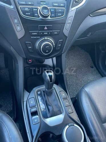 Hyundai Santa Fe 2013, 268,000 km - 2.0 л - Bakı
