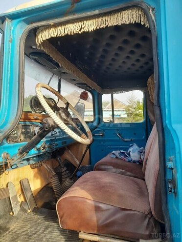 ZIL 130 1990, 250,000 km - 6.0 l - İmişli