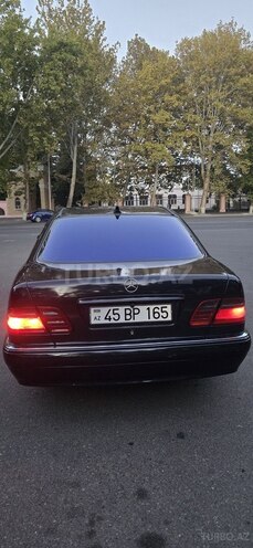 Mercedes E 240 1999, 273,000 km - 2.4 l - Mingəçevir