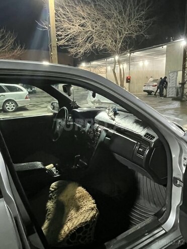 Mercedes E 200 1996, 500,000 km - 2.2 l - Bakı