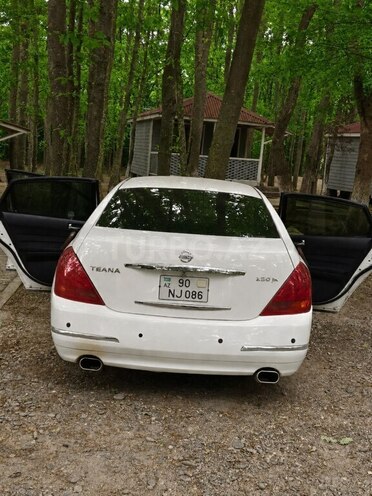 Nissan Teana 2006, 260,000 km - 2.4 l - Xudat