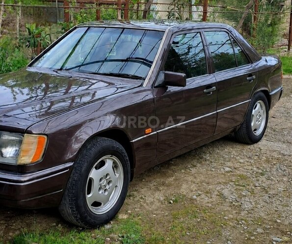 Mercedes 200 E 1992, 429,000 km - 2.0 л - Kürdəmir