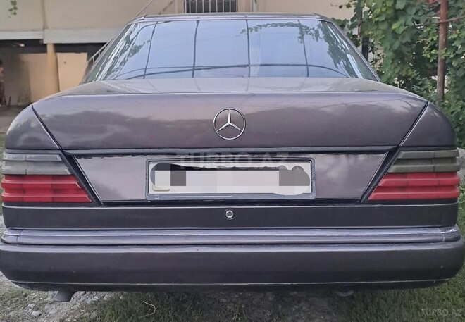 Mercedes 200 E 1992, 429,000 km - 2.0 л - Kürdəmir