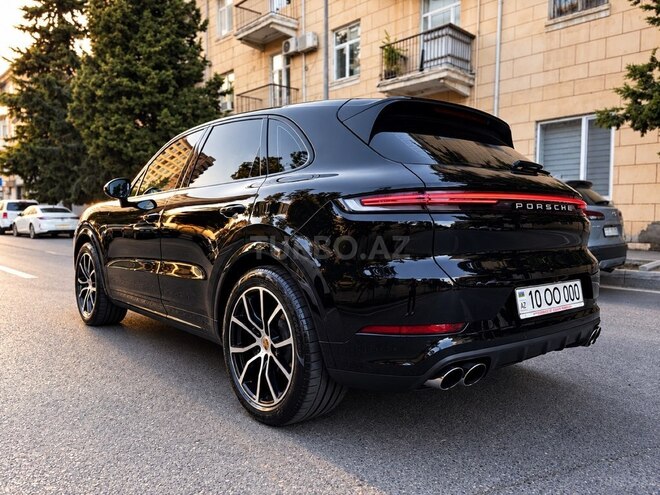 Porsche Cayenne 2024, 43,000 km - 3.0 l - Bakı