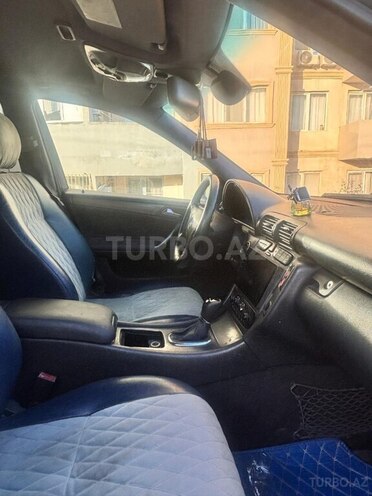 Mercedes C 270 2001, 570,000 km - 2.7 l - Bakı