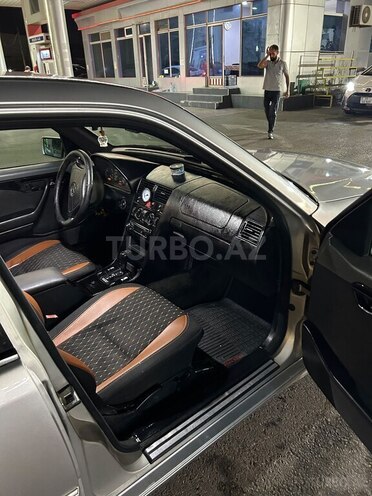 Mercedes C 200 1995, 535,146 km - 2.0 l - Bakı