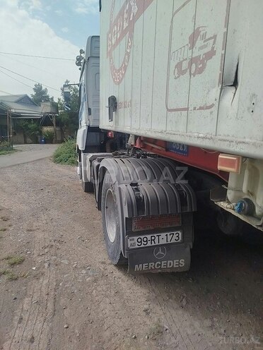 Mercedes Axor 1843 2008, 100,000 km - 12.0 l - Saatlı