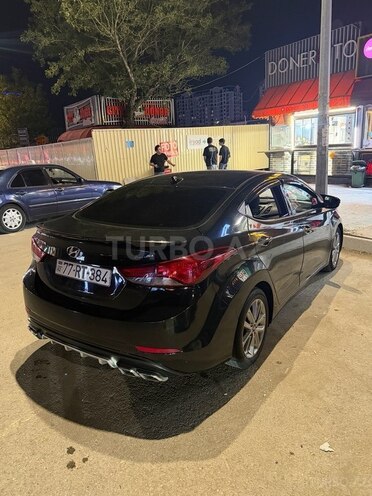 Hyundai Elantra 2015, 273,588 km - 1.8 l - Bakı