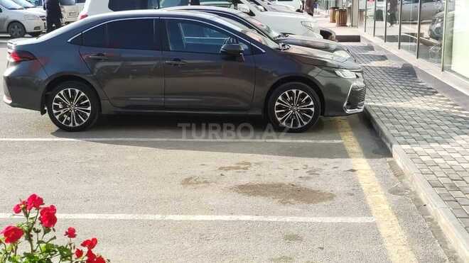 Toyota Corolla 2023, 84,000 km - 1.8 l - Bakı