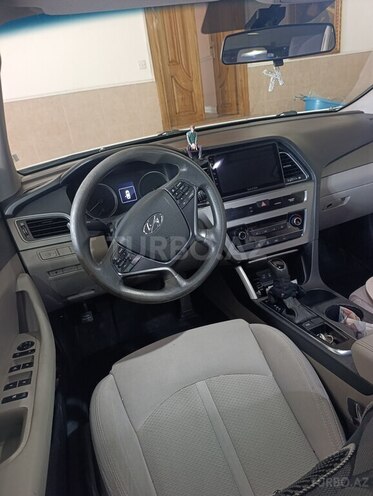 Hyundai Sonata 2014, 179,855 km - 2.4 л - Qusar