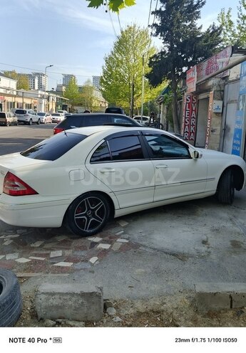 Mercedes C 240 2002, 390,000 km - 2.6 l - Bakı
