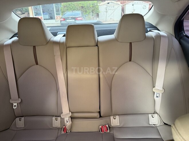Toyota Camry 2018, 145,400 km - 2.5 l - Bakı