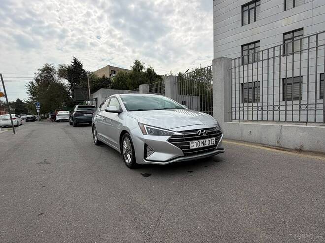 Hyundai Elantra 2018, 88,514 km - 2.0 l - Bakı