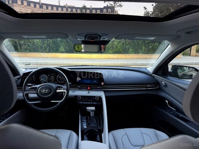 Hyundai Elantra 2025, 11,917 km - 1.6 l - Bakı