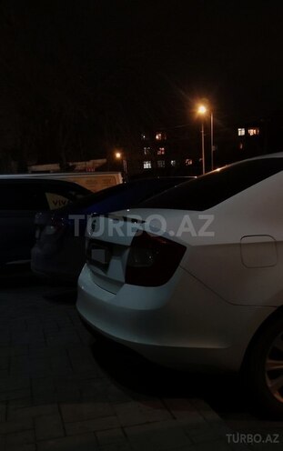 Skoda Rapid 2014, 249,999 km - 1.6 l - Bakı